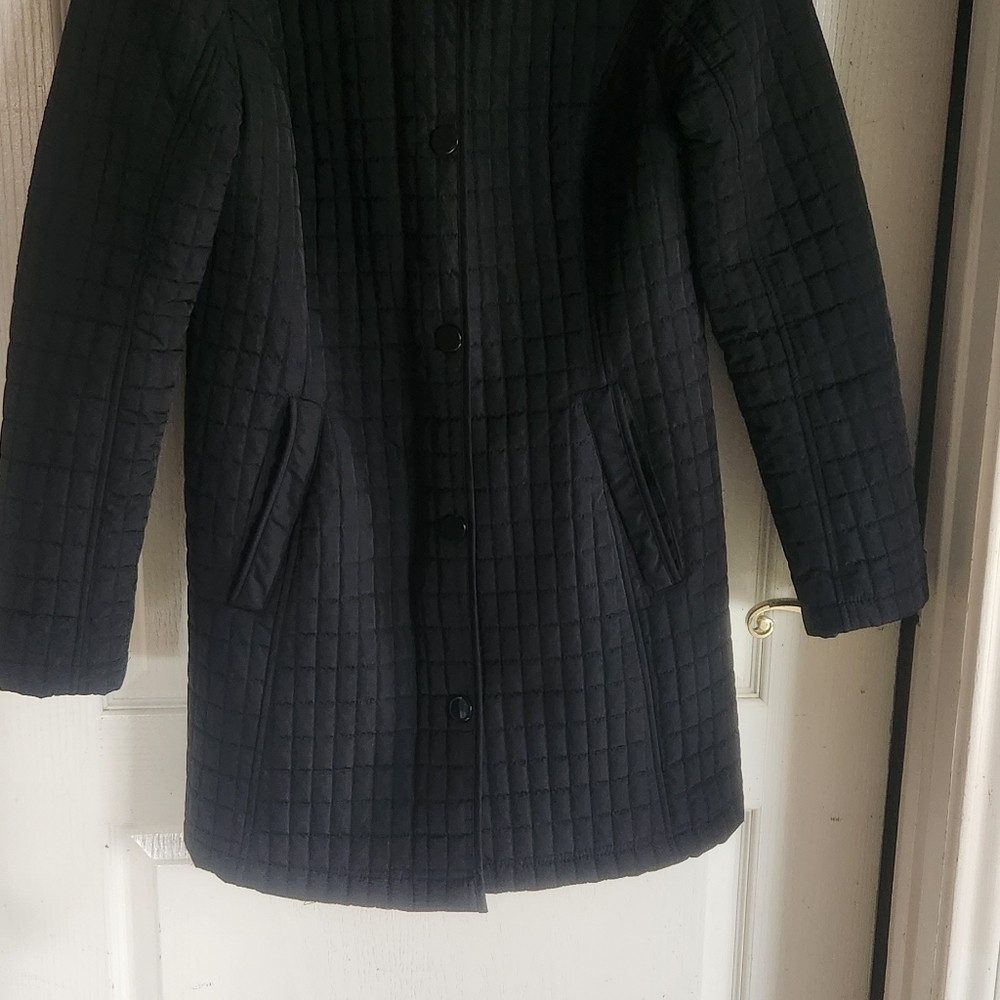 Coat - Picture 5 of 9